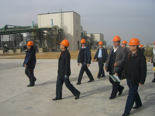 國(guó)家農(nóng)業(yè)部、財(cái)政部以及甘肅省農(nóng)業(yè)廳、財(cái)政廳等領(lǐng)導(dǎo)到公司考察調(diào)研