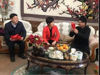 敦煌種業(yè)領(lǐng)導(dǎo)看望慰問(wèn)公司老干部、老黨員及困難黨員職工